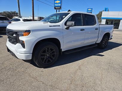 New 2026 Chevrolet Silverado 1500 Custom w/ Turbomax Blackout Package