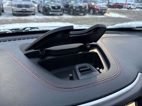 Used 2016 Jeep Cherokee Trailhawk w/ Leather Interior Group image 26