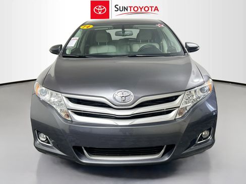 Used 2014 Toyota Venza XLE image 10