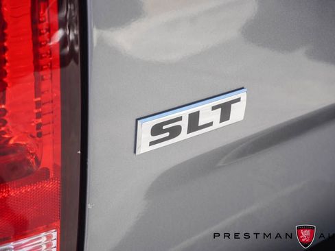Used 2020 RAM 1500 Classic SLT AWD/4WD image 22