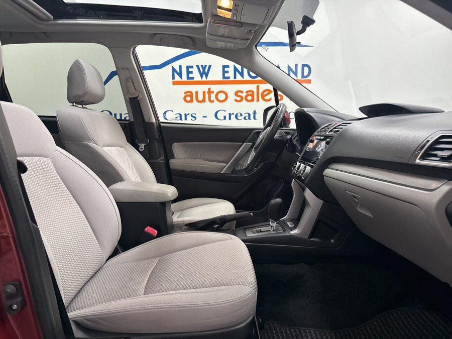 Used 2017 Subaru Forester 2.5i Premium w/ All-Weather Package AWD/4WD image 21