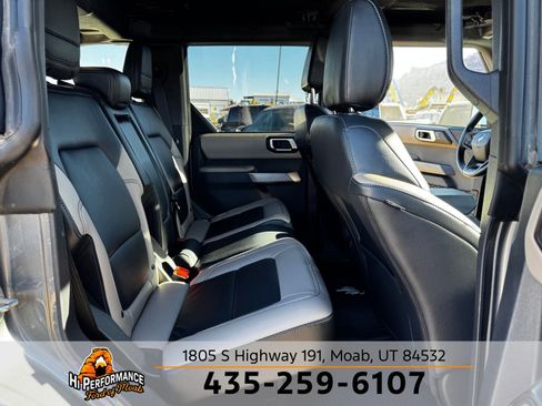 Used 2023 Ford Bronco Wildtrak image 34