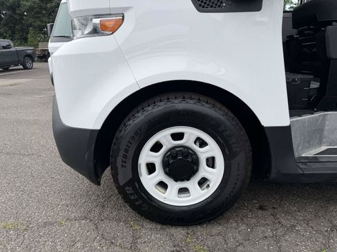 Used 2024 Chevrolet Brightdrop 600 w/ Battery Pack, Max Range AWD/4WD image 14