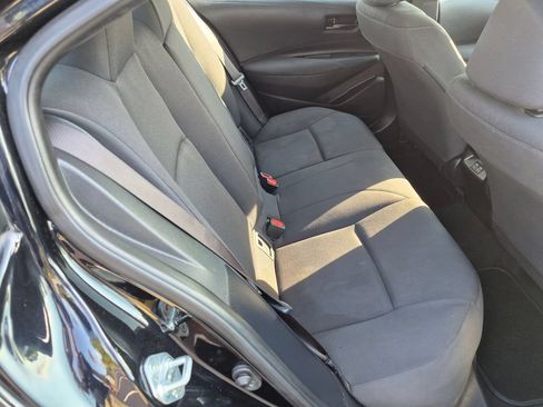 Used 2024 Toyota Corolla LE FWD image 17