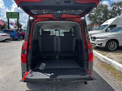 Used 2004 Honda Element LX image 8