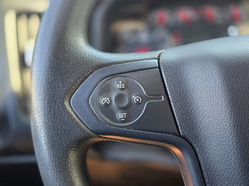 Used 2018 Chevrolet Silverado 1500 Custom w/ Trailering Package image 25