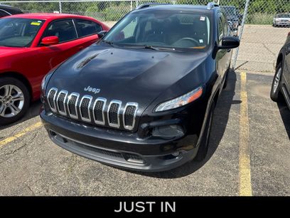 Used 2014 Jeep Cherokee Latitude w/ Comfort/Convenience Group