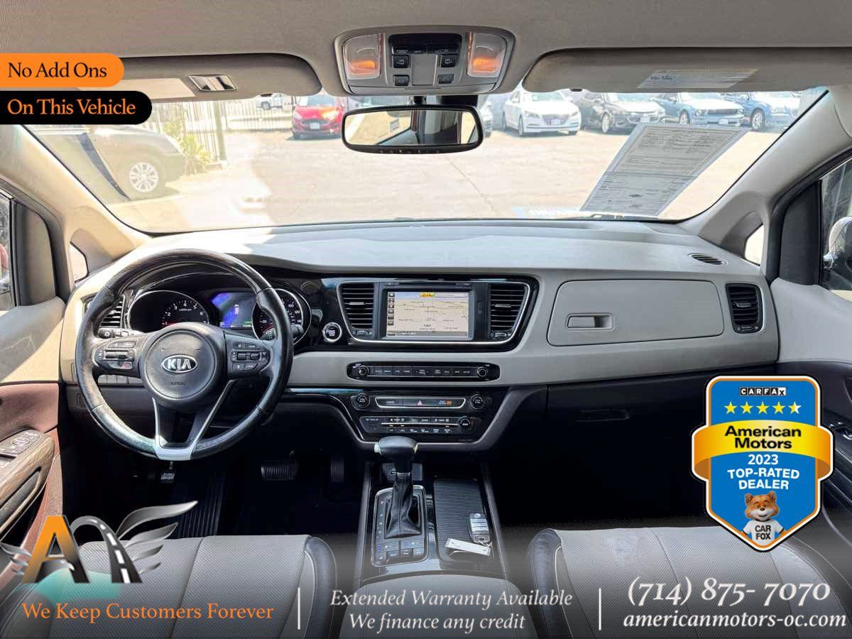 Used 2017 Kia Sedona SX Limited FWD image 61