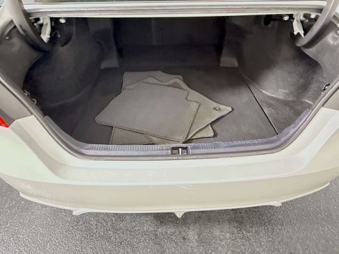 Used 2024 Toyota Camry SE FWD image 34