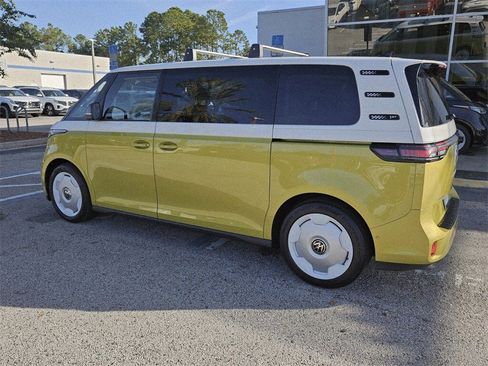 New 2025 Volkswagen ID. Buzz 1st Edition image 6