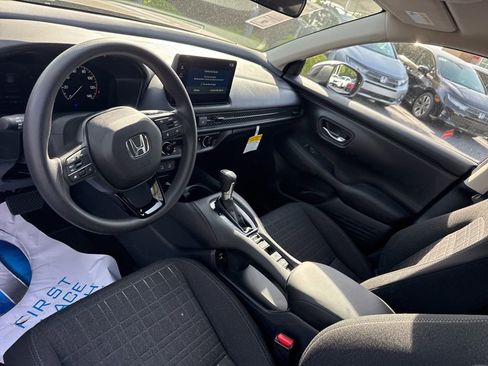 New 2026 Honda HR-V LX image 19