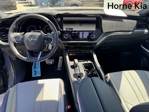 Used 2025 Lexus TX 500h AWD w/ Technology Package image 15