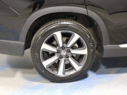 Used 2025 Honda Pilot Touring image 41