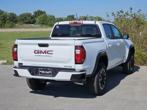 New 2026 GMC Canyon AT4 image 4
