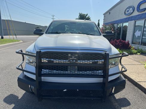 Used 2022 RAM 1500 Tradesman w/ Chrome Appearance Group AWD/4WD image 8