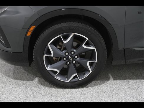 Used 2020 Chevrolet Blazer RS w/ LPO, Floor Liner Package FWD image 22
