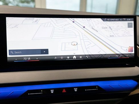 Used 2025 BMW X3 xDrive30i w/ Premium Package image 31