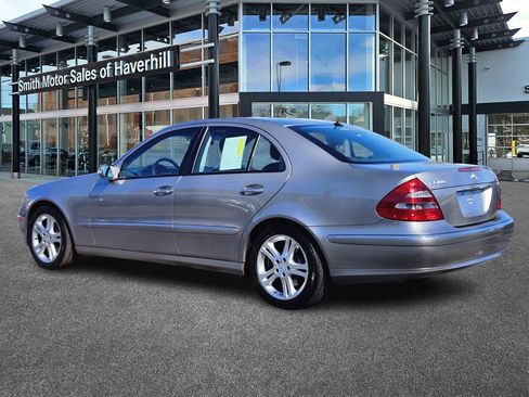 Used 2004 Mercedes-Benz E 500 4MATIC Sedan image 3