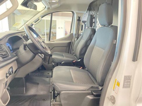 Used 2025 Ford Transit 250 Low Roof w/ Exterior Upgrade Package RWD image 11