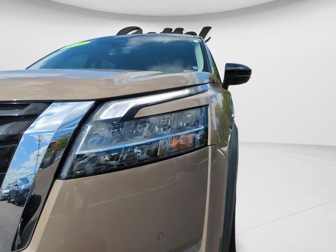 Used 2023 Nissan Pathfinder Platinum w/ Cargo Package AWD/4WD image 26