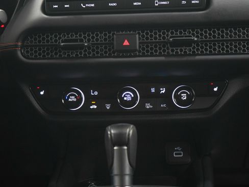 Used 2024 Honda HR-V Sport image 16
