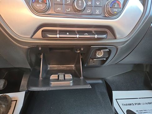 Used 2015 GMC Sierra 1500 SLE AWD/4WD image 22