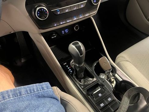 Used 2019 Hyundai Tucson Value FWD image 29