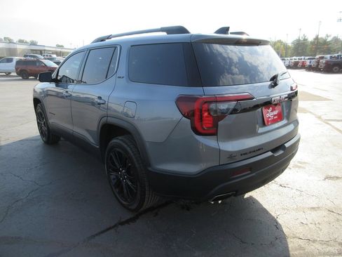 Certified 2022 GMC Acadia SLT w/ Elevation Edition FWD image 10