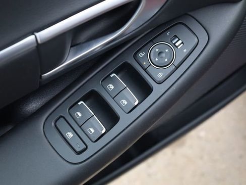 Used 2024 Hyundai Sonata SEL w/ Convenience Package image 13