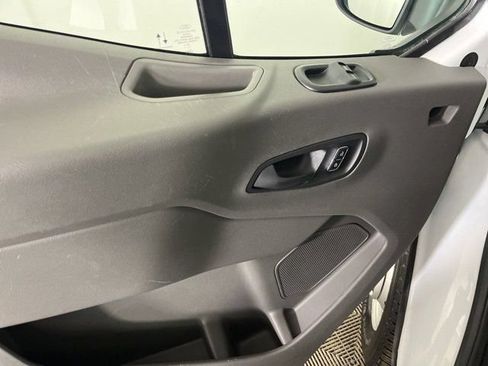 Used 2024 Ford Transit 250 Low Roof AWD w/ Exterior Upgrade Package image 15