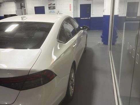 Used 2023 Honda Accord LX image 5