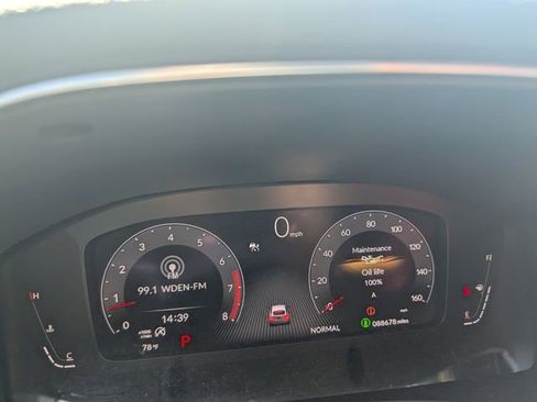 Used 2023 Acura Integra A-Spec image 10