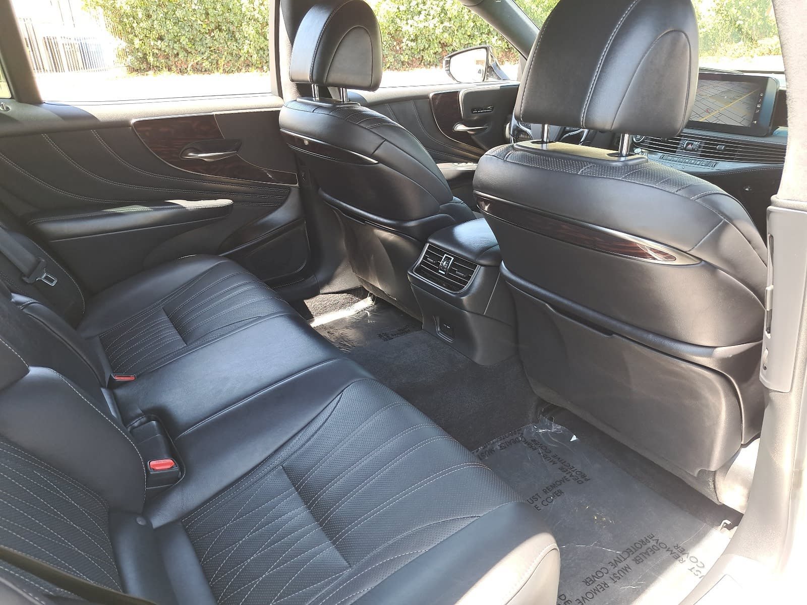 Used 2022 Lexus LS 500 AWD w/ Interior Upgrade Package image 11