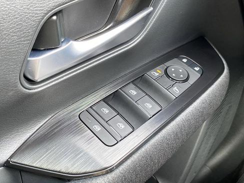 New 2026 Nissan Kicks SV w/ SV Premium Package image 26