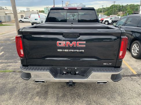 Used 2023 GMC Sierra 1500 SLT w/ SLT Premium Plus Package AWD/4WD image 7