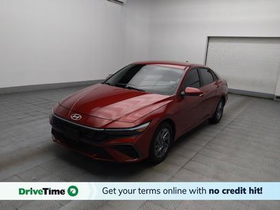 Used 2024 Hyundai Elantra Blue
