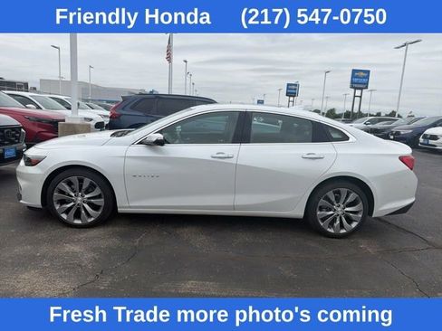 Used 2018 Chevrolet Malibu Premier w/ Premier Sun and Wheel Package FWD image 8