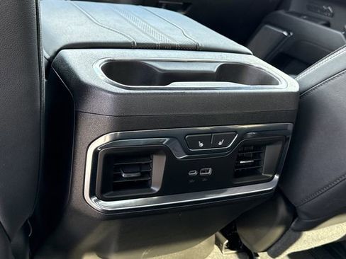 Used 2024 Chevrolet Silverado 1500 High Country w/ High Country Premium Package image 11