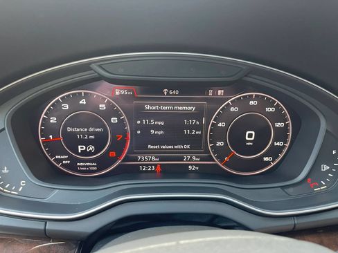 Used 2019 Audi Q5 2.0T Premium Plus w/ Premium Plus Package AWD/4WD image 17