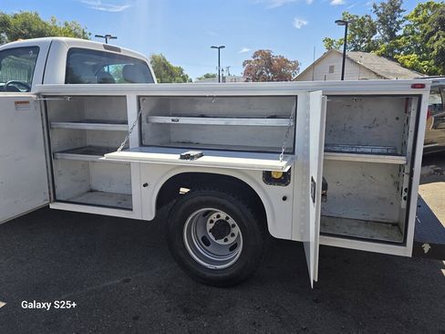 Used 2015 Ford F350 XL w/ Trailer Tow Package RWD image 7