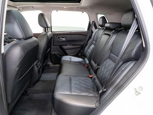 Used 2023 Nissan Rogue Platinum w/ Platinum Premium Package image 33