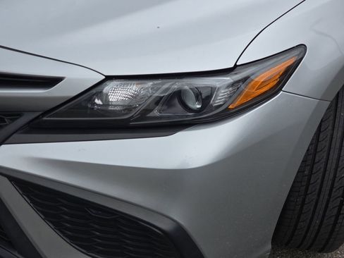 Used 2023 Toyota Camry SE image 37