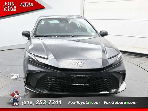 New 2026 Toyota Camry SE image 3