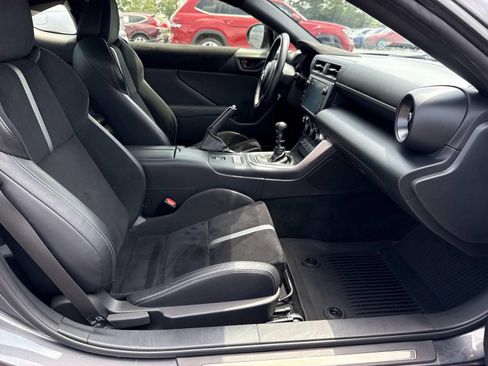 Used 2023 Toyota GR86 Premium w/ ALL Weather Mat Package (TMS) RWD image 24