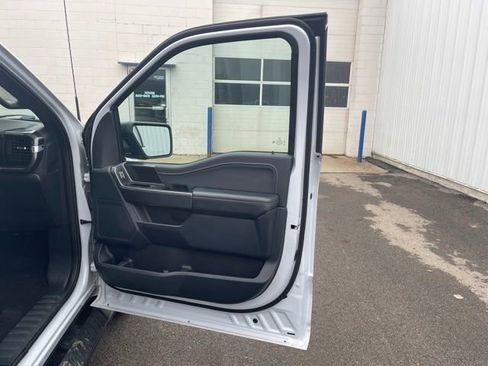 Used 2022 Ford F150 XLT w/ Equipment Group 302A High image 26