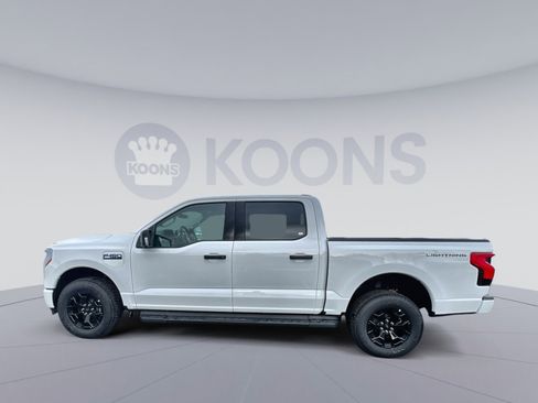 New 2025 Ford F150 Lightning XLT image 2