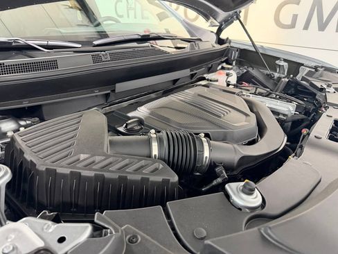 New 2026 GMC Acadia AT4 AWD/4WD image 3