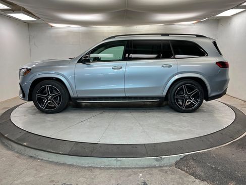 New 2026 Mercedes-Benz GLS 450 4MATIC image 2