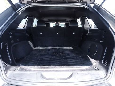Used 2019 Jeep Grand Cherokee Altitude AWD/4WD image 52