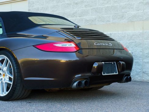 Used 2010 Porsche 911 Carrera S RWD image 39